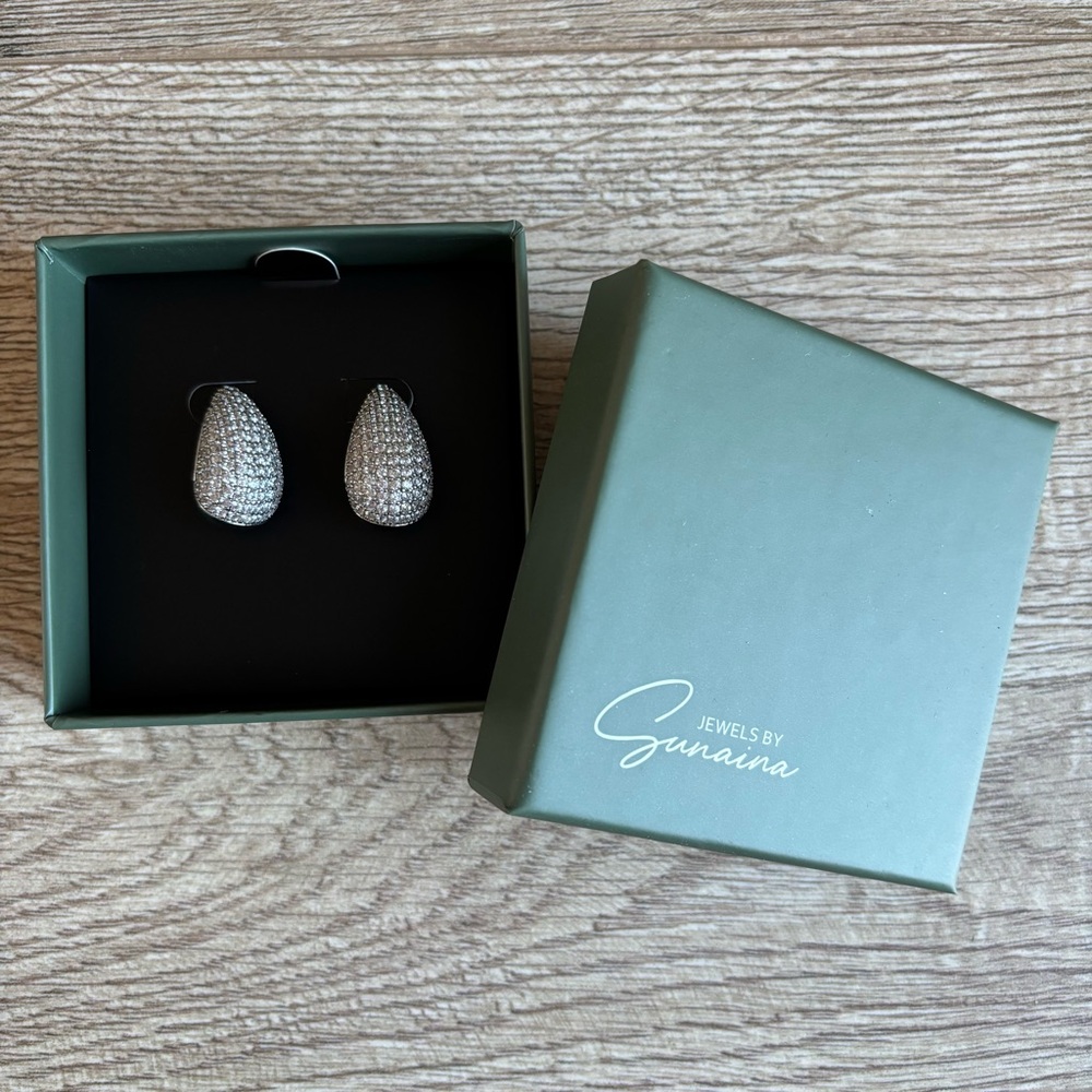 Jewels by Sunaina Silver Teardrop Earrings